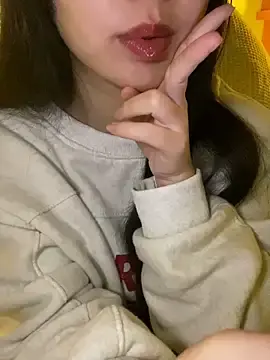 Stripchat Free Live Porn of Uyennii02