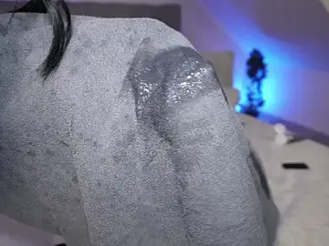 Stripchat Free Porn Cam of hotmilfbitch