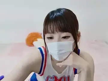 Stripchat Sex Cam of Hiiichan88