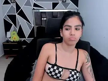 Stripchat Live Sex Cam of valeria-duarte