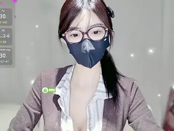 Stripchat Best live sex cam show of -Hell0-Kitty