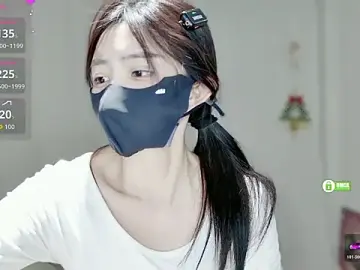 Stripchat Best live sex cam show of -Hell0-Kitty