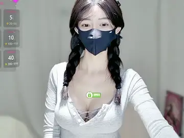 Stripchat Live Sex Cam of -Hell0-Kitty