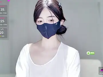 Stripchat Live Sex of -Hell0-Kitty