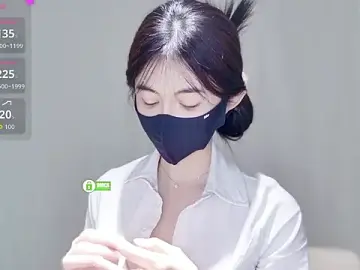 Stripchat Sex Cam of -Hell0-Kitty