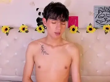 Stripchat Live Sex Cam of AleAurarashi