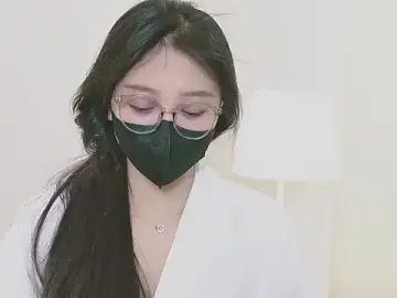 Stripchat Live Sex Cam of Chan_Chann