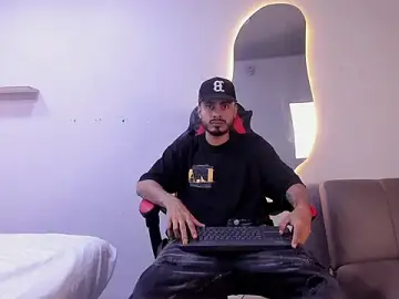 Stripchat Adult Webcams of MatthewCullen