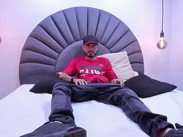 Stripchat Nude Webcam of MatthewCullen