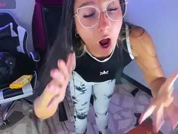 Stripchat Best live sex cam show of miaa_scott7