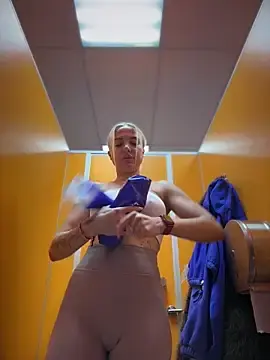 Stripchat Free Porn Cam of pinkstar_