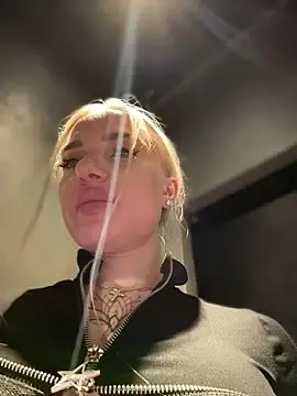 Stripchat Watch Live Sex Cams of pinkstar_