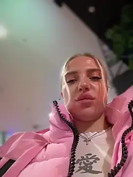 Stripchat Live Sex Cam of pinkstar_