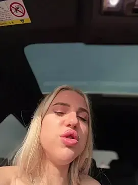 Stripchat Live Sex of pinkstar_