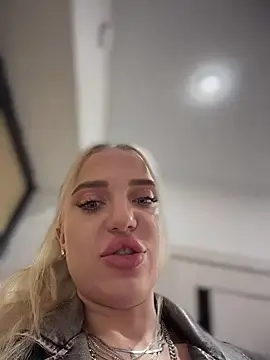 Stripchat Free Porn Cam of pinkstar_