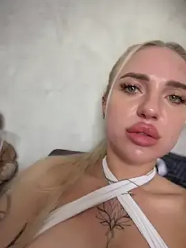 Stripchat Live Sex Cam of pinkstar_