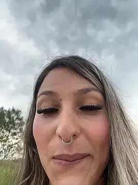 Stripchat Free Porn Cam of AliceStone19