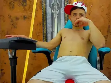 Stripchat Adult Webcam of Jhotonex2