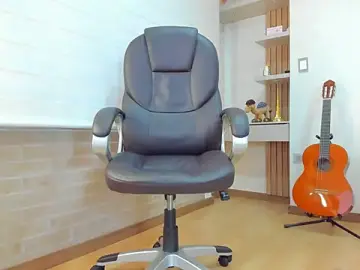 Stripchat Adult Webcams of Tombarden