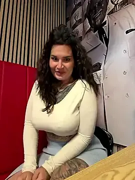 Stripchat Watch Live Sex Cams of TattooGirlAlia