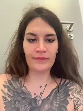 Stripchat Watch Live Sex Cams of TattooGirlAlia