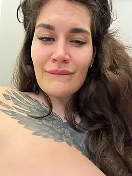 Stripchat Adult Webcam of TattooGirlAlia