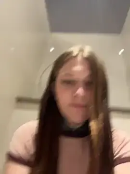 Stripchat Best live sex cam show of FionaMurr