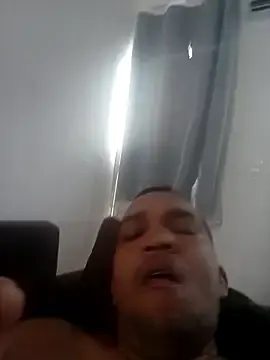 Stripchat Live Sex Cam of Snoopreto42