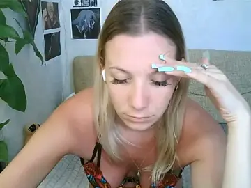 Stripchat Nude Webcam of -GoldenGirl-