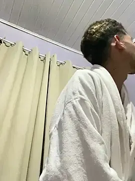 Stripchat Free Live Porn of GuioficialBr