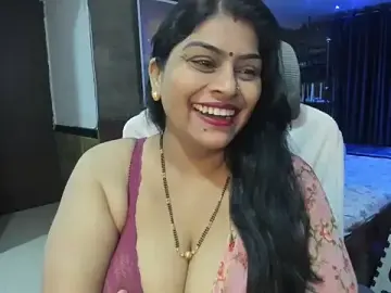 Stripchat Free Porn Cam of Indiancouple25