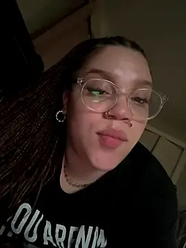 Stripchat Live Porn of QueenNuttCollector