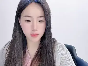 Stripchat Live Sex Cam of chloe-01