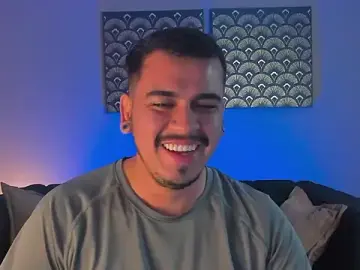 Stripchat Sex Cam of Chriss_Hunt