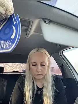 Stripchat Free Porn Cam of MerlinDave