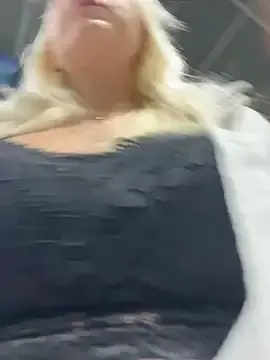 Stripchat Adult Webcam of MerlinDave