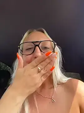Stripchat Best live sex cam show of MerlinDave