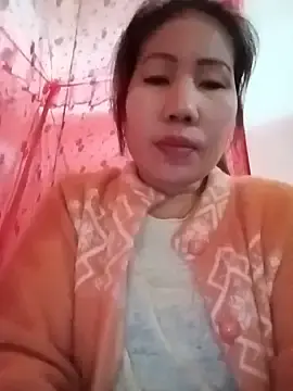 Stripchat Free Porn Cam of Reema_143