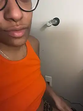 Stripchat Free Porn Cam of Tu_GataLinda