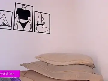 Stripchat Free Live Porn of ellie_mcdonald