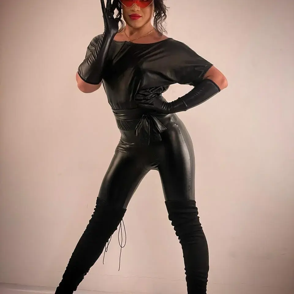 Queen_Charlotte_Hots