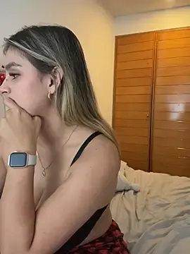 Stripchat Best live sex cam show of oriana_zoeee