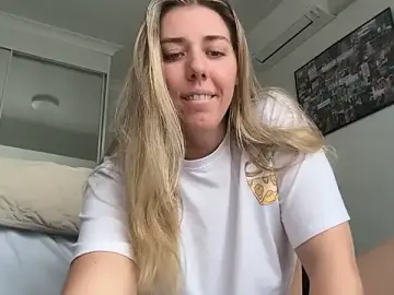 Stripchat Free Porn Cam of Aussielulu