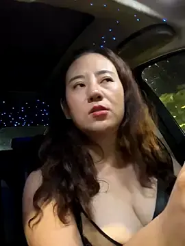 Stripchat Live Sex Cam of Kayla-love