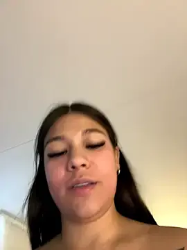 Stripchat Nude Webcam of Alyshanon18