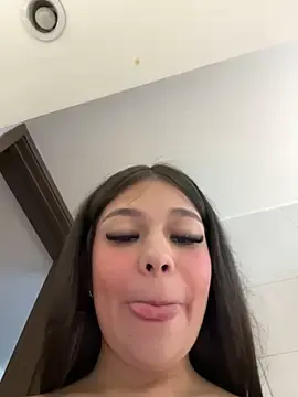 Stripchat Best Webcam of Alyshanon18