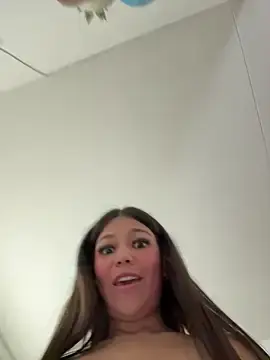 Stripchat Nude Webcam of Alyshanon18