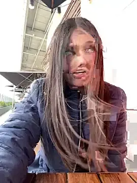 Stripchat Free Porn Cam of Alyshanon18