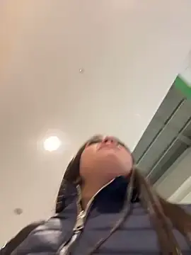 Stripchat Watch Live Sex Cams of Alyshanon18