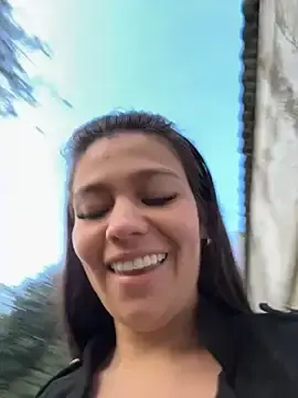 Stripchat Free Porn Cam of Alyshanon18